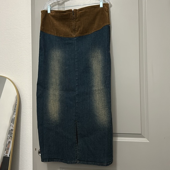 Vintage Denim Maxi Skirt- Size 10 - Picture 3 of 6